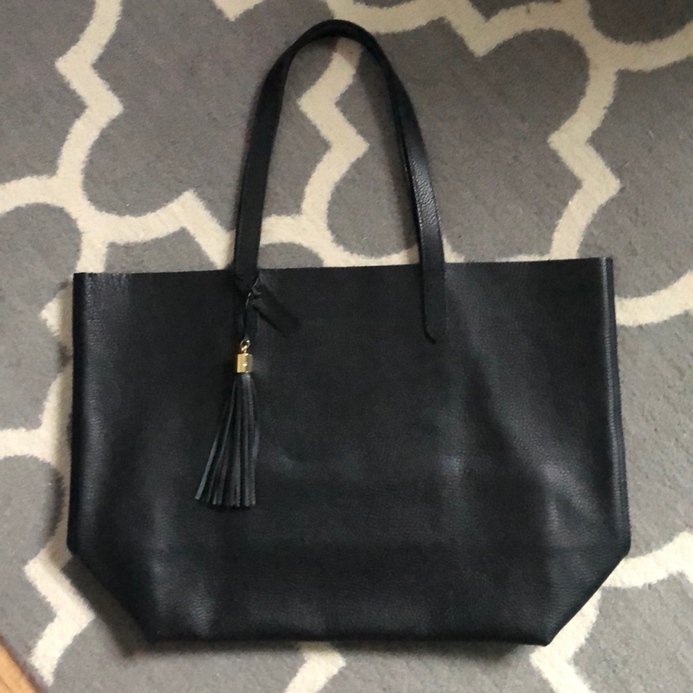 Cuyana Tote